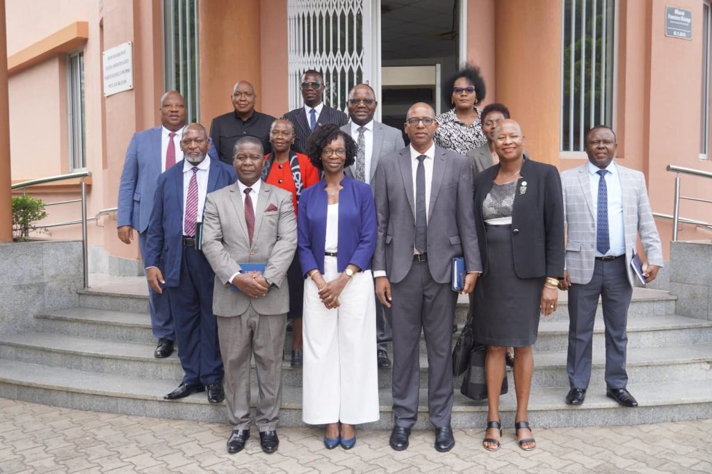 Encontro de cortesia – Ministra do Trabalho  Género e Acção Social e a OTM-CS